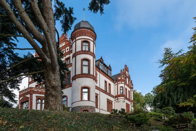 Wiligrad Castle on Lake Schwerin