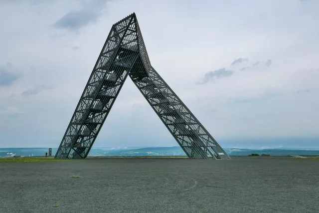 The Saar polygon in Ensdorf from different perspectives